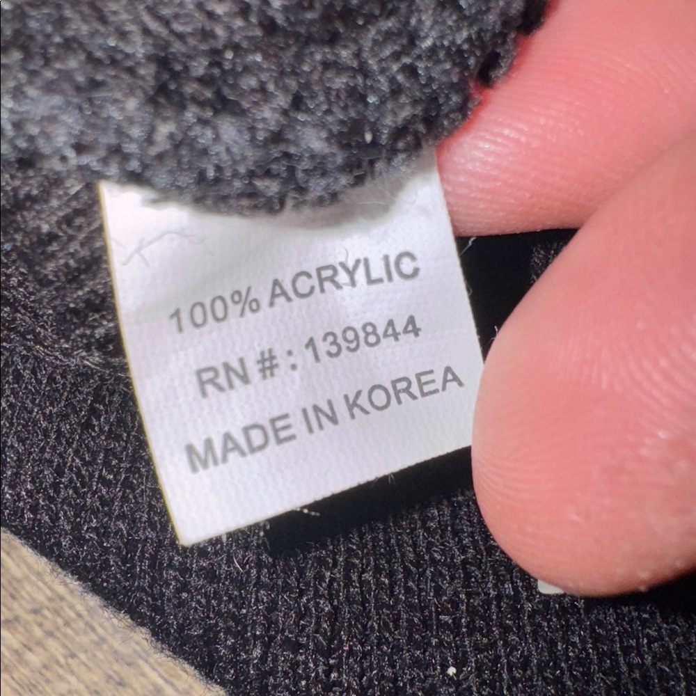 Exclusive Code8 Winter Essential Beanie - image 5